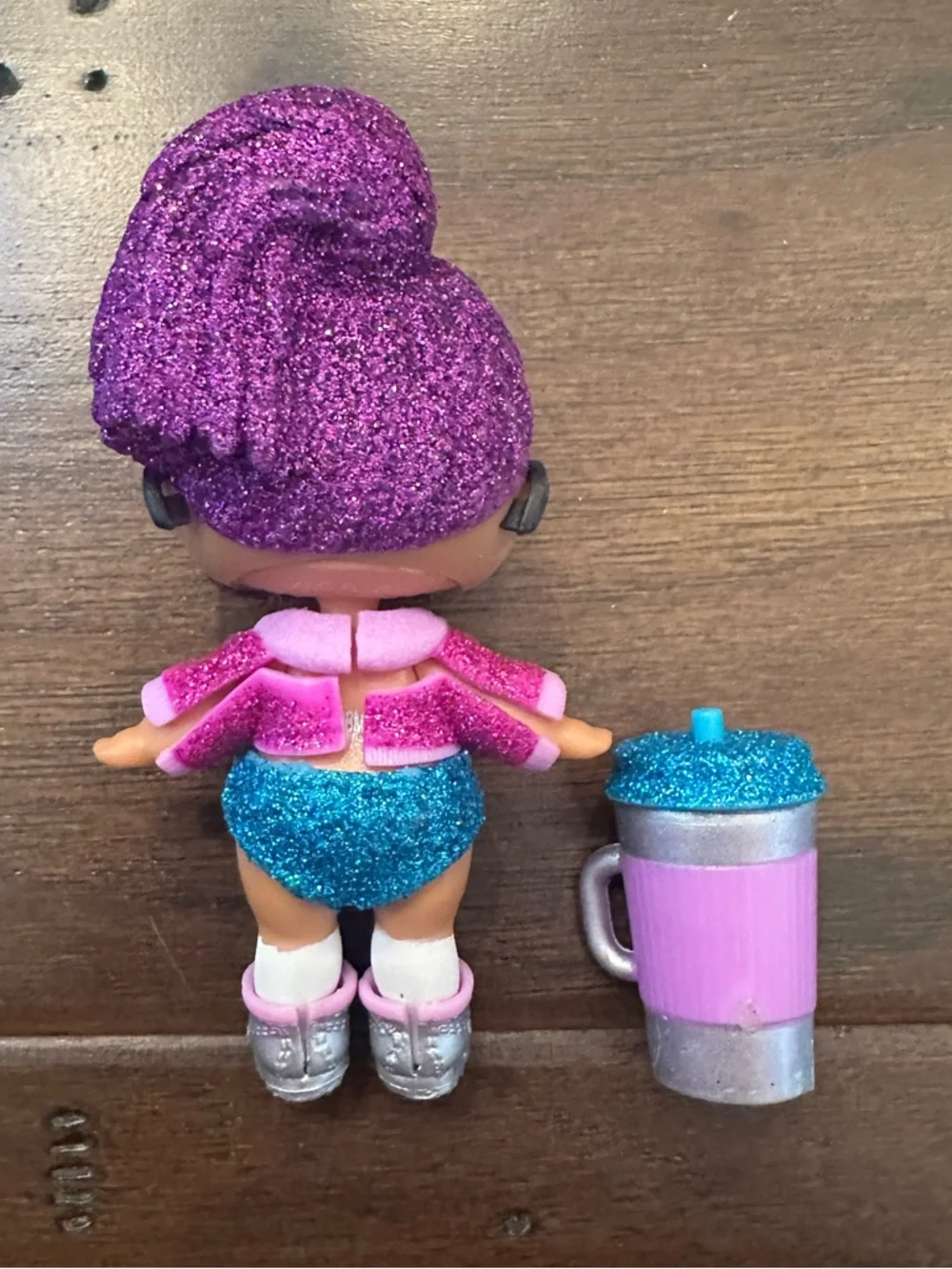 EUC L.O.L. Surprise! Glitter Pink & Blue Fashion Doll with Silver Sunglasses